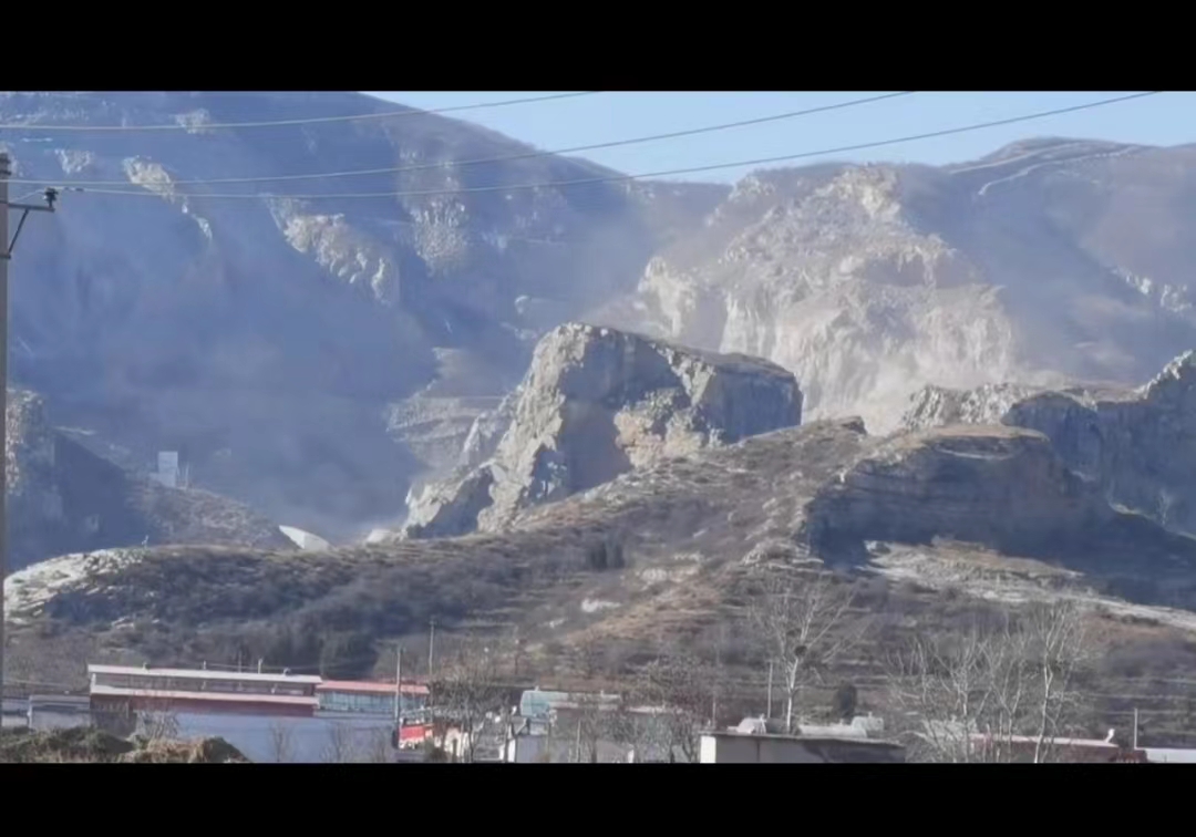河北武安:淑村镇辖区白沙石料厂与振兴石料厂污染  无人监管